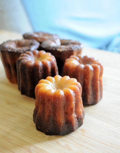 6 Canelé de Bordeaux