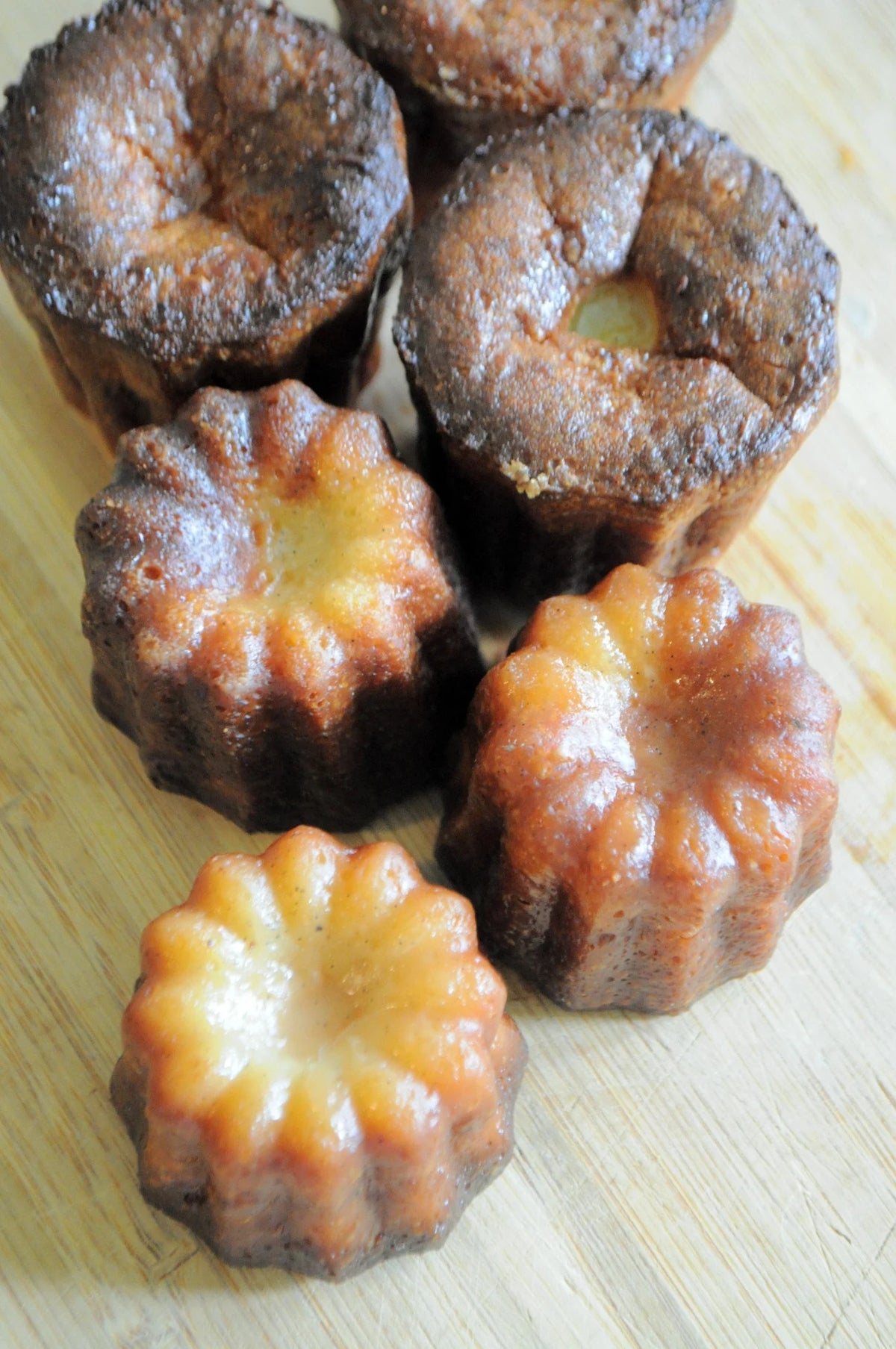6 Canelé de Bordeaux