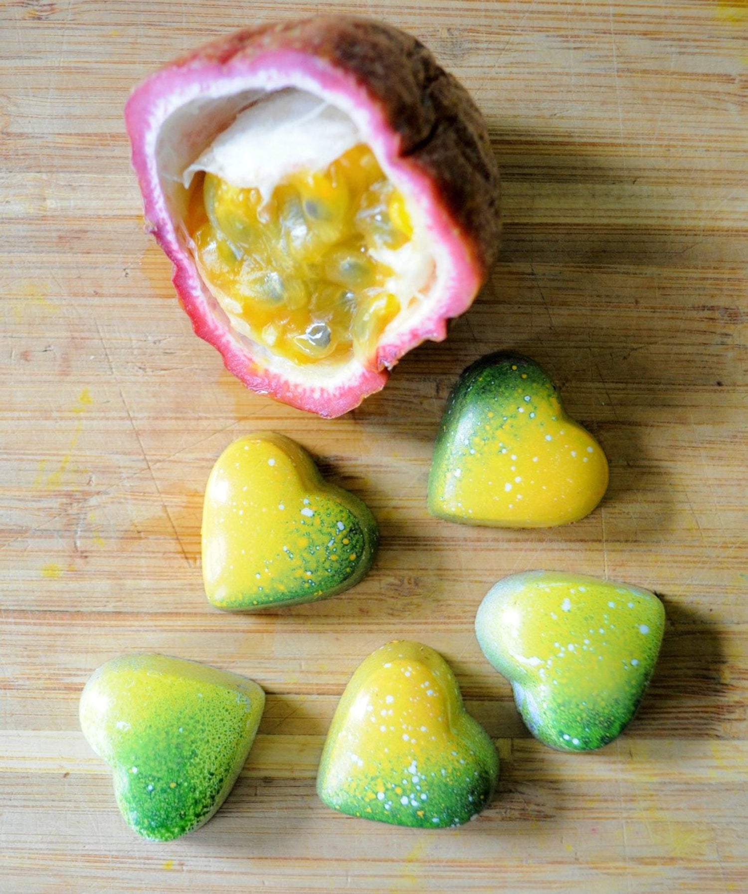 Box of 9 Passion Fruit Chocolates - Zam Artisan Chocolates